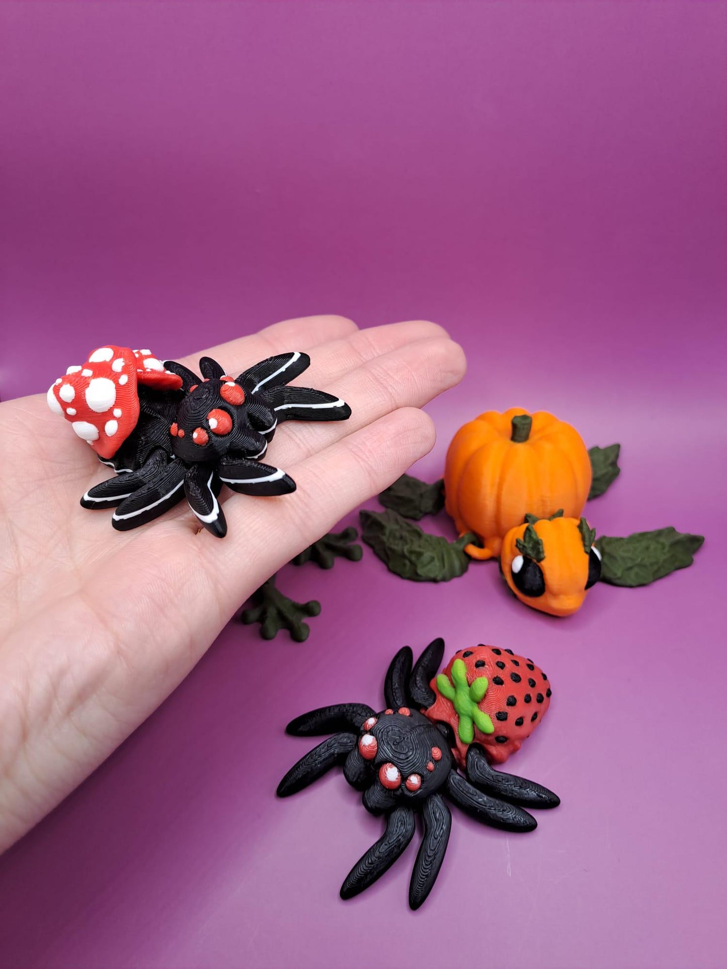 Pocket fidget pets with egg