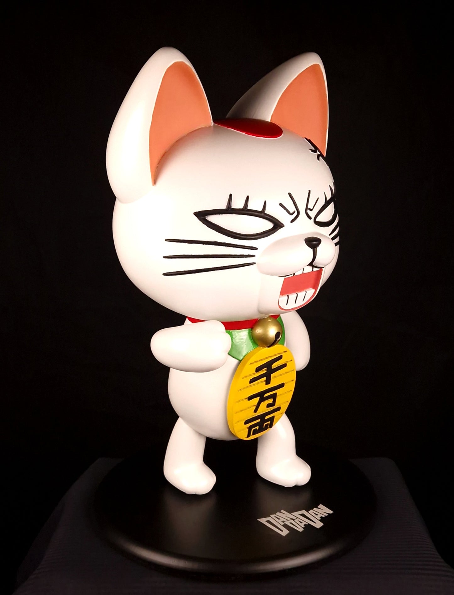 Life-Size Turbo Granny Cat