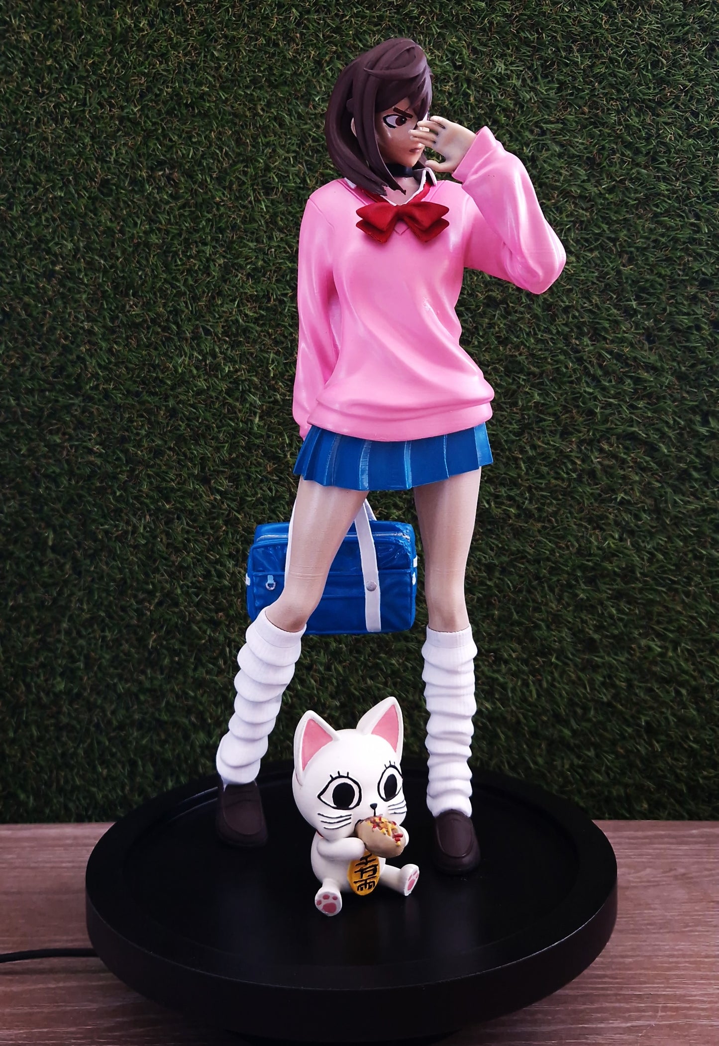 Momo Ayase figurine from Dandadan