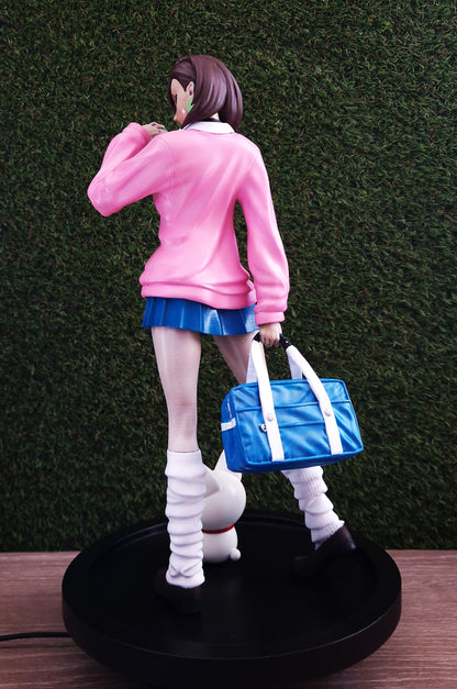 Momo Ayase figurine from Dandadan